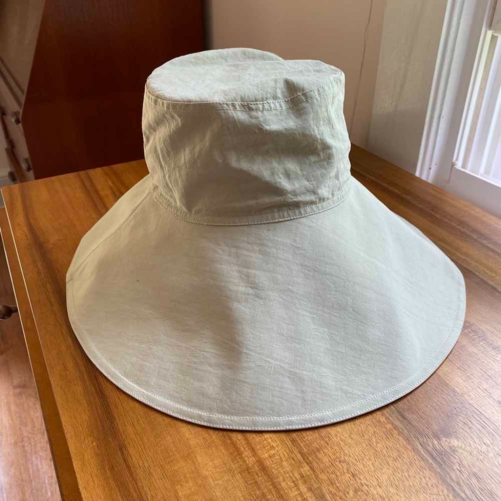 COS summer sun hat